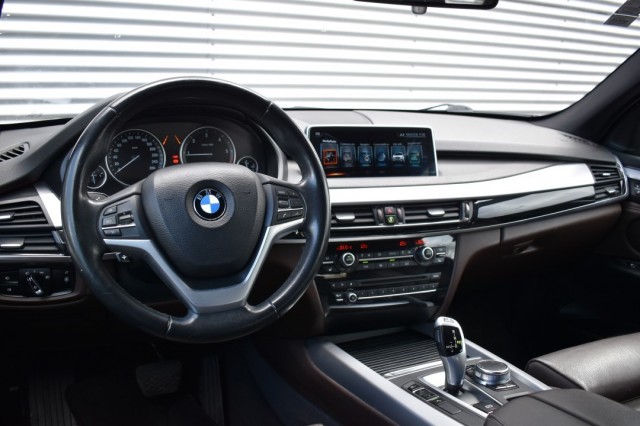 BMW X5 SDRIVE25D CENT. EXEC. / LEDER / SPORTSTOELEN / EL. STOELEN, Grouwstra Auto`s, Deventer