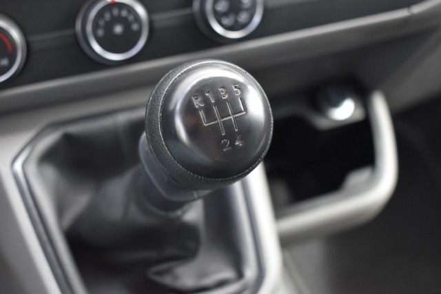 VOLKSWAGEN TRANSPORTER 2.0 TDI L2H1 / APP CONNECT / SIDE BARS / MAGAZIJN INRICHTING, Grouwstra Auto`s, Deventer
