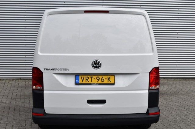 VOLKSWAGEN TRANSPORTER 2.0 TDI L2H1 / APP CONNECT / SIDE BARS / MAGAZIJN INRICHTING, Grouwstra Auto`s, Deventer