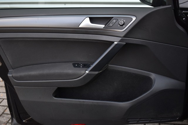 VOLKSWAGEN GOLF 1.4 TSI 5DRS. LOUNGE / SCHUIF/KANTELDAK / STOEL VERW. / PDC V+A, Grouwstra Auto`s, Deventer