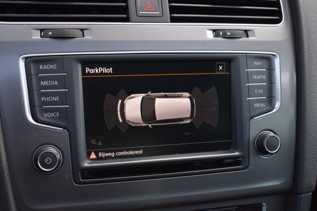 VOLKSWAGEN GOLF 1.4 TSI 5DRS. LOUNGE / SCHUIF/KANTELDAK / STOEL VERW. / PDC V+A, Grouwstra Auto`s, Deventer