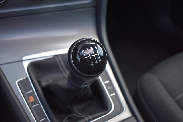 VOLKSWAGEN GOLF 1.4 TSI 5DRS. LOUNGE / SCHUIF/KANTELDAK / STOEL VERW. / PDC V+A, Grouwstra Auto`s, Deventer