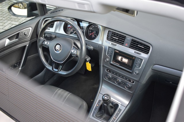 VOLKSWAGEN GOLF 1.4 TSI 5DRS. LOUNGE / SCHUIF/KANTELDAK / STOEL VERW. / PDC V+A, Grouwstra Auto`s, Deventer