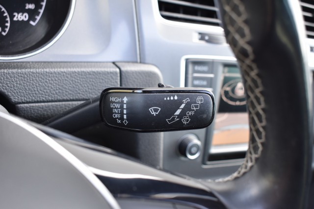 VOLKSWAGEN GOLF 1.4 TSI 5DRS. LOUNGE / SCHUIF/KANTELDAK / STOEL VERW. / PDC V+A, Grouwstra Auto`s, Deventer