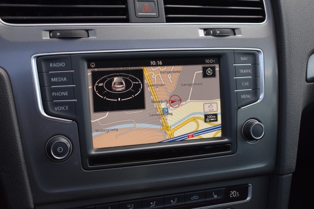 VOLKSWAGEN GOLF 1.4 TSI 5DRS. LOUNGE / SCHUIF/KANTELDAK / STOEL VERW. / PDC V+A, Grouwstra Auto`s, Deventer