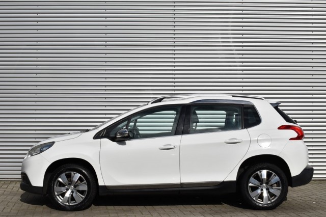 PEUGEOT 2008 1.6 BLUEHDI ALLURE / NAVI / PDC / ALL SEASON, Grouwstra Auto`s, Deventer
