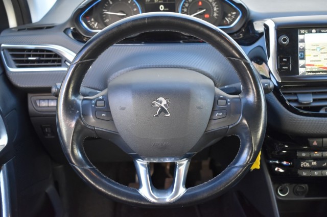 PEUGEOT 2008 1.6 BLUEHDI ALLURE / NAVI / PDC / ALL SEASON, Grouwstra Auto`s, Deventer