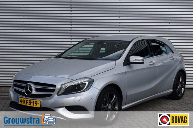 Mercedes-benz A-klasse - 180 AUT. AMBITION / NL AUTO / PDC V+A / Bi XENON / TREKH.