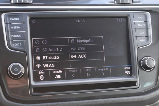 VOLKSWAGEN TIGUAN 1.4 TSI DSG COMFORTLINE / PDC V+A / NAVI / P.GLASS, Grouwstra Auto`s, Deventer