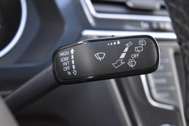 VOLKSWAGEN TIGUAN 1.4 TSI DSG COMFORTLINE / PDC V+A / NAVI / P.GLASS, Grouwstra Auto`s, Deventer