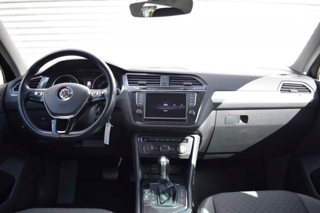 VOLKSWAGEN TIGUAN 1.4 TSI DSG COMFORTLINE / PDC V+A / NAVI / P.GLASS, Grouwstra Auto`s, Deventer