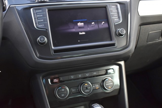 VOLKSWAGEN TIGUAN 1.4 TSI DSG COMFORTLINE / PDC V+A / NAVI / P.GLASS, Grouwstra Auto`s, Deventer