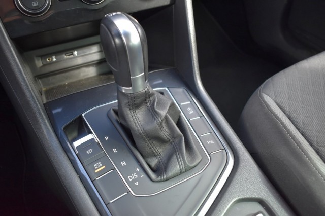 VOLKSWAGEN TIGUAN 1.4 TSI DSG COMFORTLINE / PDC V+A / NAVI / P.GLASS, Grouwstra Auto`s, Deventer