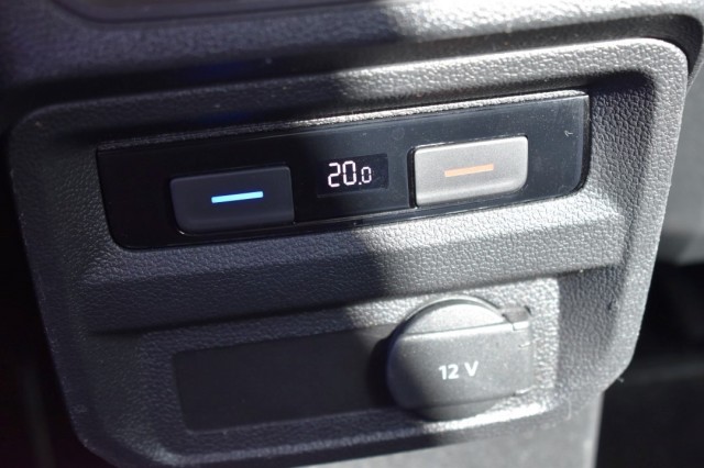 VOLKSWAGEN TIGUAN 1.4 TSI DSG COMFORTLINE / PDC V+A / NAVI / P.GLASS, Grouwstra Auto`s, Deventer