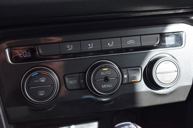 VOLKSWAGEN TIGUAN 1.4 TSI DSG COMFORTLINE / PDC V+A / NAVI / P.GLASS, Grouwstra Auto`s, Deventer