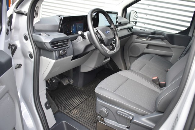 FORD TRANSIT CUSTOM  L1H1 2.0 ECOBLUE AUT8 LIMITED / APPLE/ANDROID AUTO / P.CAM / STOEL+VOORRUIT VERW., Grouwstra Auto`s, Devent
