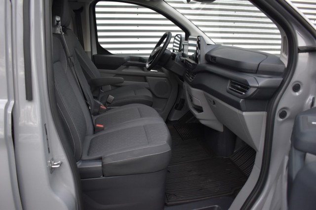 FORD TRANSIT CUSTOM  L1H1 2.0 ECOBLUE AUT8 LIMITED / APPLE/ANDROID AUTO / P.CAM / STOEL+VOORRUIT VERW., Grouwstra Auto`s, Devent