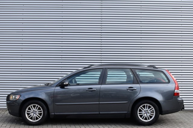 VOLVO V50 1.8 EDITION I SPORT / INCL. NIEUWE APK!, Grouwstra Auto`s, Deventer