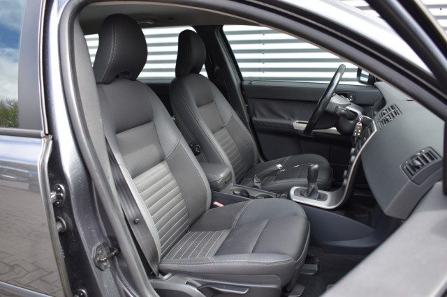 VOLVO V50 1.8 EDITION I SPORT / INCL. NIEUWE APK!, Grouwstra Auto`s, Deventer