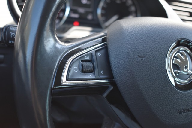 SKODA OCTAVIA COMBI 1.6 TDI BUSINESS LINE / STOEL VERW. / PDC / TREKHAAK, Grouwstra Auto`s, Deventer