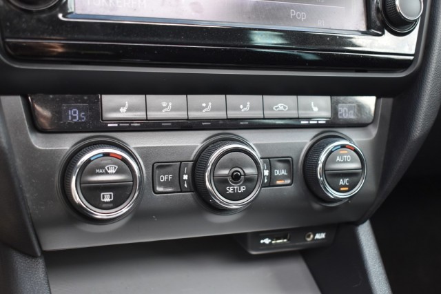 SKODA OCTAVIA COMBI 1.4 TSI AUT7 ELEGANCE BNS LINE / P.DAK / STOEL VERW./ CANTON AUDIO, Grouwstra Auto`s, Deventer