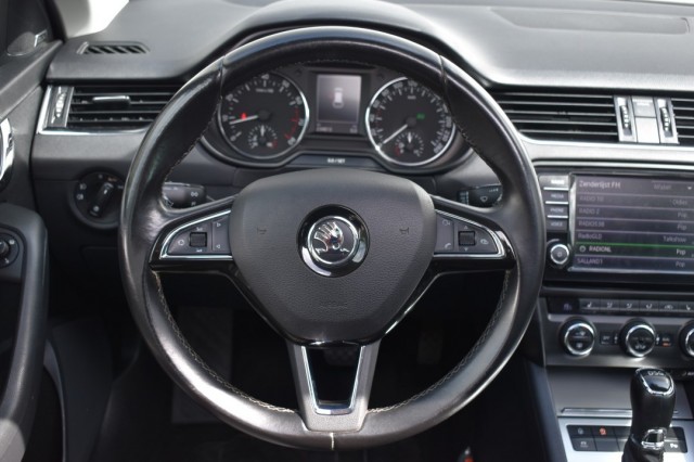 SKODA OCTAVIA COMBI 1.4 TSI AUT7 ELEGANCE BNS LINE / P.DAK / STOEL VERW./ CANTON AUDIO, Grouwstra Auto`s, Deventer