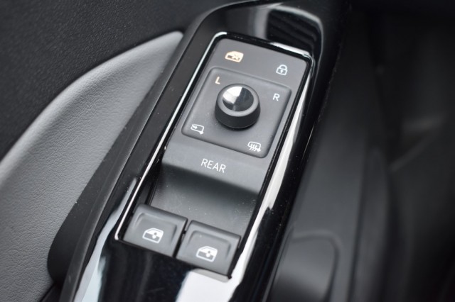 VOLKSWAGEN ID.3 FIRST 58 KWH / BTW AUTO / ADAP. CRUISE / ALL SEASONBANDEN, Grouwstra Auto`s, Deventer