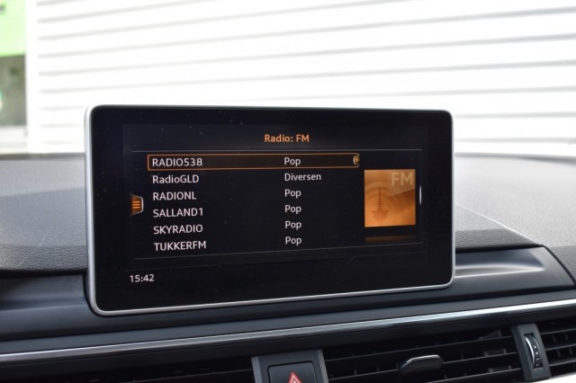 AUDI A4 2.0 TFSI AUT7 ULTRA SPORT / ADAP. CRUISE / VIRTUAL DASH./ LEDER / 360 CAM., Grouwstra Auto`s, Deventer