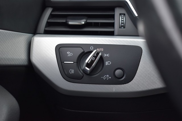 AUDI A4 2.0 TFSI AUT7 ULTRA SPORT / ADAP. CRUISE / VIRTUAL DASH./ LEDER / 360 CAM., Grouwstra Auto`s, Deventer