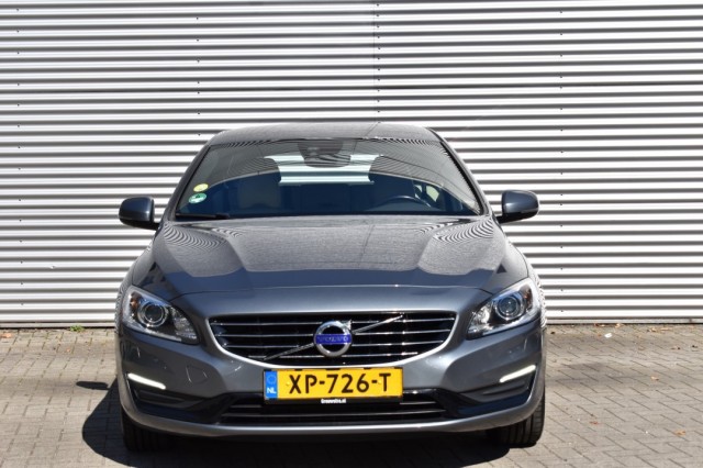 VOLVO V60 2.0 D3 AUT6 POLAR+ DYNAMIC / 1e EIGENAAR / 100% DEALER ONDH., Grouwstra Auto`s, Deventer