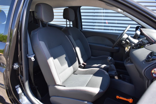 RENAULT TWINGO 1.2 16V DYNAMIQUE / ECC / CRUISE CONTROL / BLUETOOTH, Grouwstra Auto`s, Deventer