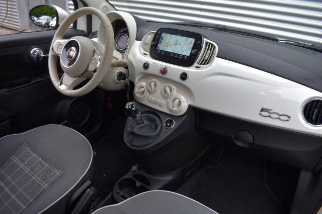 FIAT 500 1.0 HYBRID LOUNGE / NAVI / PDC / APLLE/ANDROID AUTO, Grouwstra Auto`s, Deventer