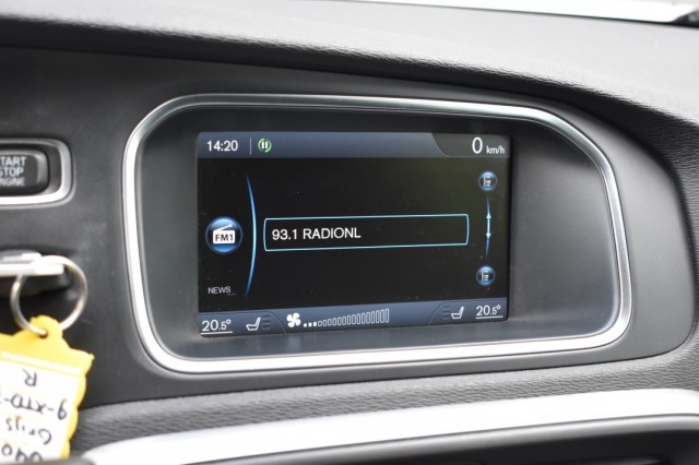VOLVO V40 1.6 T3 MOMENTUM / NAVI / PDC / STOEL VERW. / TREKHAAK, Grouwstra Auto`s, Deventer