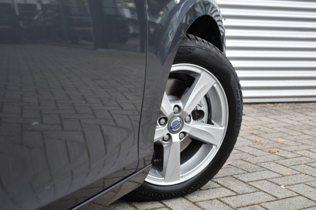 VOLVO V40 1.6 T3 MOMENTUM / NAVI / PDC / STOEL VERW. / TREKHAAK, Grouwstra Auto`s, Deventer