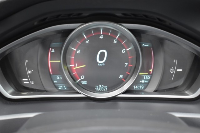 VOLVO V40 1.6 T3 MOMENTUM / NAVI / PDC / STOEL VERW. / TREKHAAK, Grouwstra Auto`s, Deventer