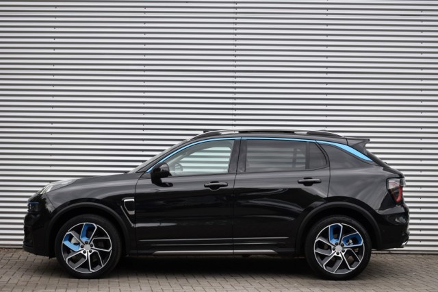 LYNK EN CO 01 1.5 PHEV MORE / P.DAK / LAGE KM STAND! / ALS NIEUW!, Grouwstra Auto`s, Deventer