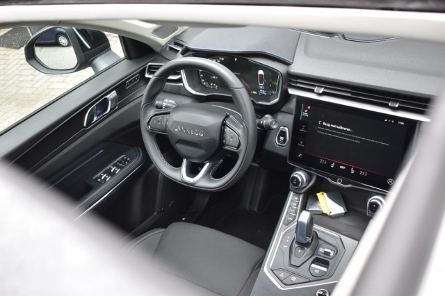 LYNK EN CO 01 1.5 PHEV MORE / P.DAK / LAGE KM STAND! / ALS NIEUW!, Grouwstra Auto`s, Deventer
