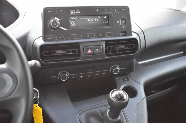 PEUGEOT PARTNER 1.5 BLUEHDI 2PERS. / PDC / BLUETOOTH, Grouwstra Auto`s, Deventer