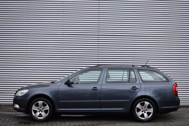SKODA OCTAVIA 1.2 TSI AMBITION BNS / LPG-G3 / NAVIGATIE / TREKHAAK /  , Grouwstra Auto`s, Deventer