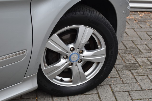 MERCEDES-BENZ B-KLASSE 160 BUSINESS CLASS / AUTOMAAT / CLIMATE-CONTROL / 4-SEASON / , Grouwstra Auto`s, Deventer