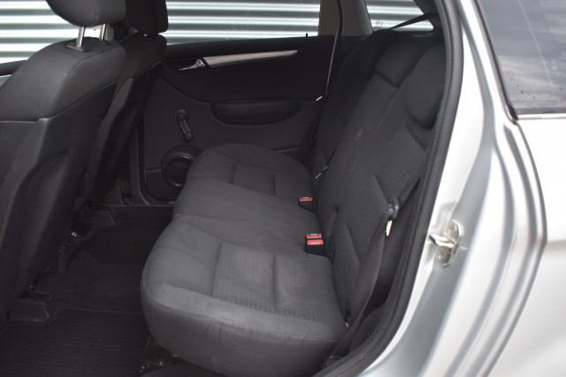 MERCEDES-BENZ B-KLASSE 160 BUSINESS CLASS / AUTOMAAT / CLIMATE-CONTROL / 4-SEASON / , Grouwstra Auto`s, Deventer