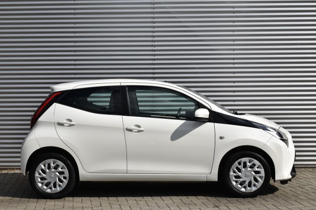 TOYOTA AYGO 1.0 VVT-I 5DRS. X-PLAY / NL AUTO / P.CAM. / APPLE/ANDROID AUTO , Grouwstra Auto`s, Deventer
