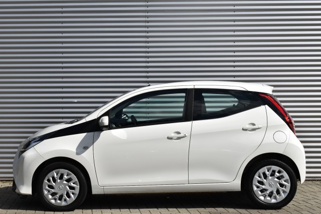 TOYOTA AYGO 1.0 VVT-I 5DRS. X-PLAY / NL AUTO / P.CAM. / APPLE/ANDROID AUTO , Grouwstra Auto`s, Deventer