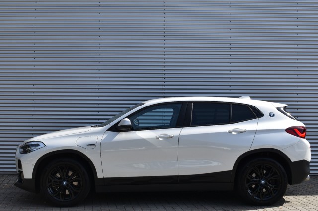 BMW X2 XDRIVE25E HIGH EXECUTIVE / LEDER /  HEAD-UP / TREKHAAK / , Grouwstra Auto`s, Deventer