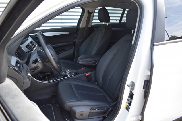BMW X2 XDRIVE25E HIGH EXECUTIVE / LEDER /  HEAD-UP / TREKHAAK / , Grouwstra Auto`s, Deventer