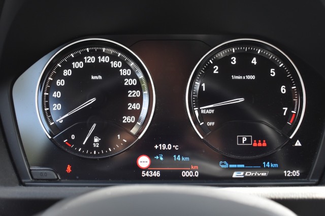 BMW X2 XDRIVE25E HIGH EXECUTIVE / LEDER /  HEAD-UP / TREKHAAK / , Grouwstra Auto`s, Deventer