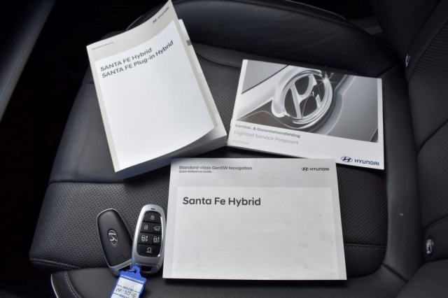 HYUNDAI SANTA FE 1.6 T-GDI HEV 7P. PREMIUM / AFN. HAAK / ADAP. CRUISE / 360 CAMERA, Grouwstra Auto`s, Deventer
