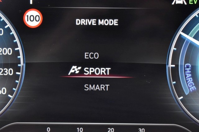 HYUNDAI SANTA FE 1.6 T-GDI HEV 7P. PREMIUM / AFN. HAAK / ADAP. CRUISE / 360 CAMERA, Grouwstra Auto`s, Deventer
