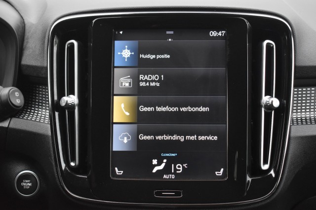 VOLVO XC40 2.0 T4 R-DESIGN / STOEL+STW VERW. / EL. A-KLEP / EL. WEGKLAP TREKHAAK, Grouwstra Auto`s, Deventer