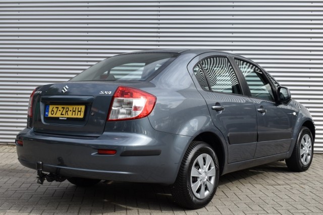 SUZUKI SX4 1.6 COMFORT / AIRCO / TREKHAAK / AUDIO / 4-SEASON BANDEN /, Grouwstra Auto`s, Deventer